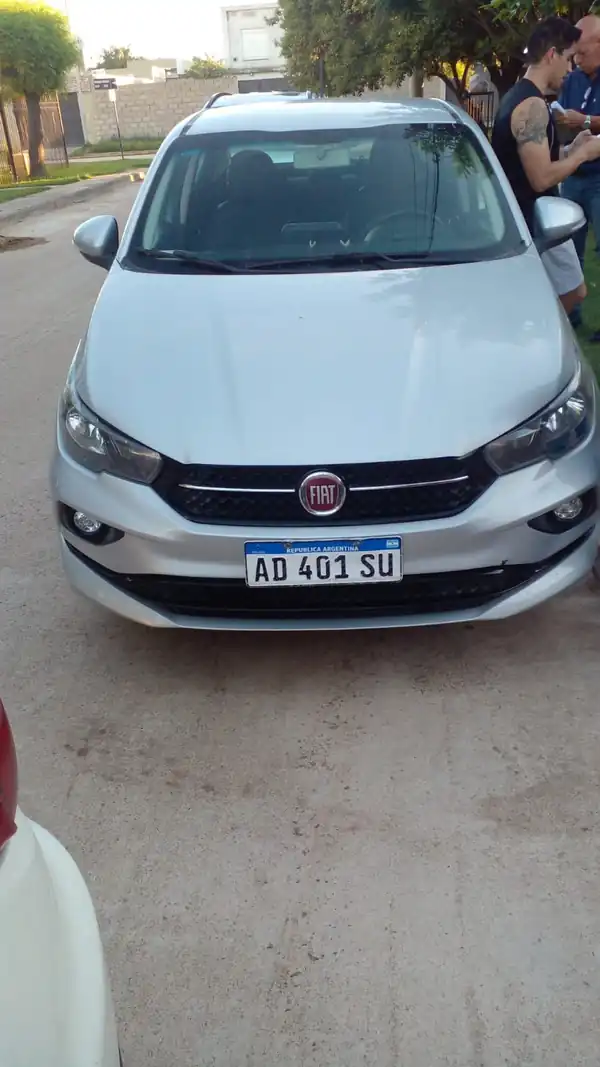 Foto de CRONOS DRIVE 1.3 MT 2019