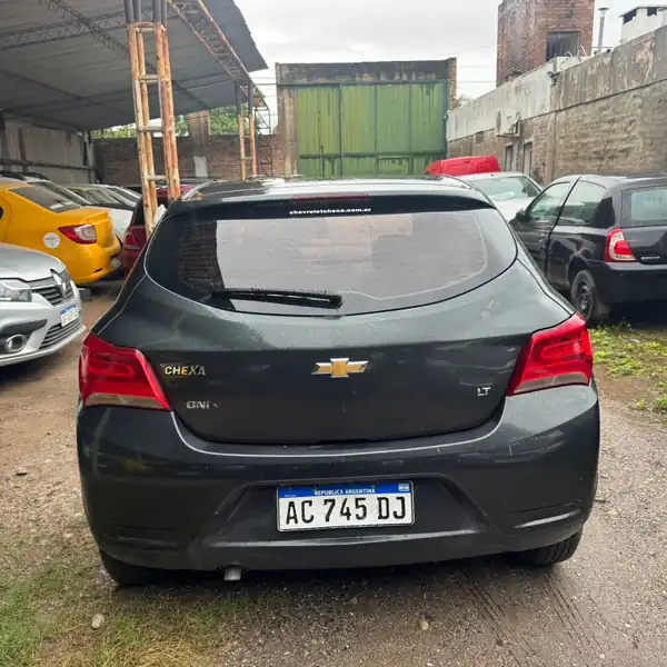 Foto de ONIX JOY 1.4 N LT AÑO 2.018