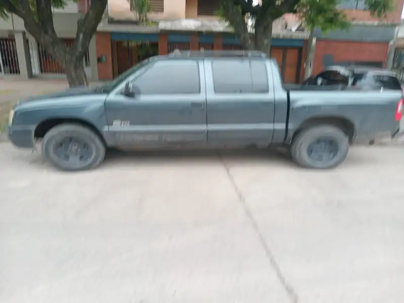Foto de OPORTUNIDAD PICK-UP CHEVROLET S10 TDI 4X2