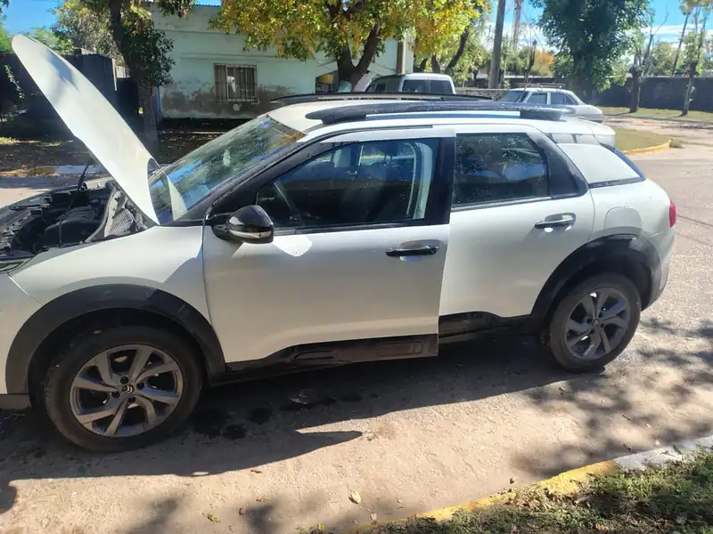 Foto de CITROEN C4 CACTUS VTI 115 EAT6 FELL 2022