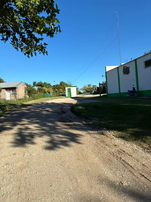 Foto de Gran Remate de Inmueble Salon local comercial