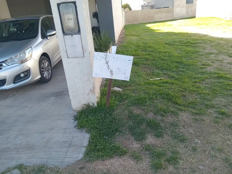 Foto de OPORTUNIDAD UNICA  LOTE BALDIO EN COUNTRY 360MTS/2
