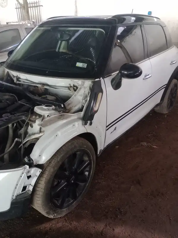 Foto de MINI COOPER S COUNTRYMAN-2012