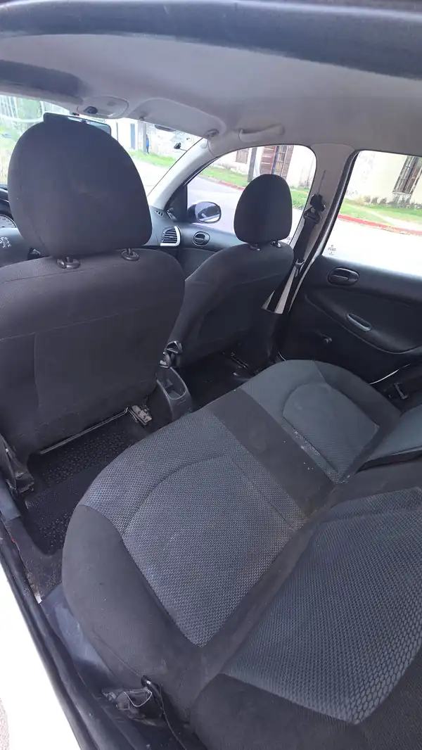 Foto de PEUGEOT, 207 5 PTAS, COMPAC ALLURE N 2014
