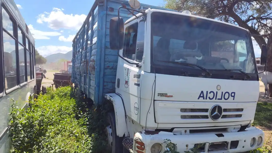 Foto de L7 - CAMION MERCEDES BENZ 1720/48 - 2012