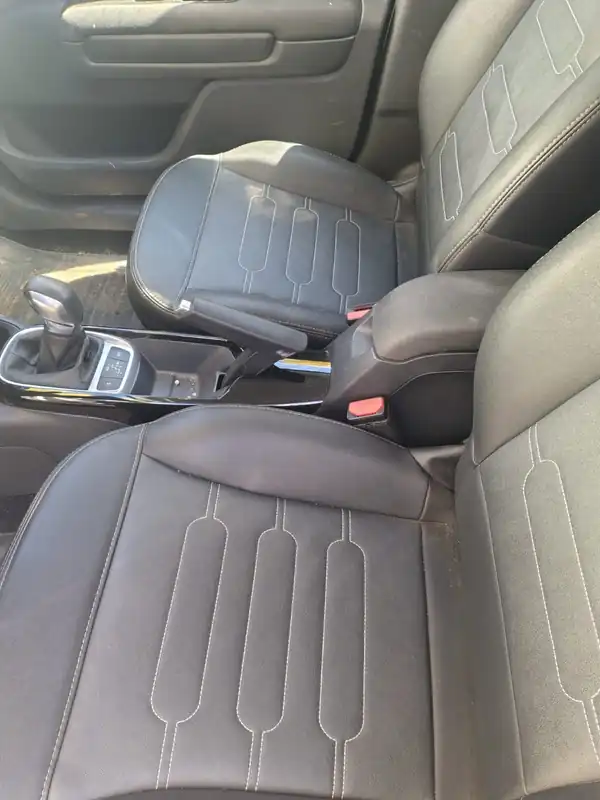 Foto de CITROEN C4 CACTUS VTI 115 EAT6 FELL 2022