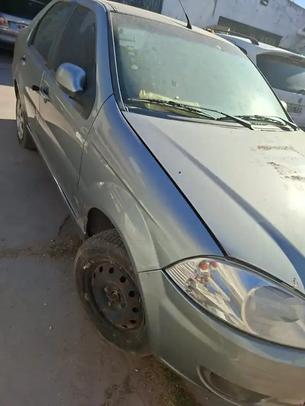 Foto de SIENA 2016 EL 1.4 8V