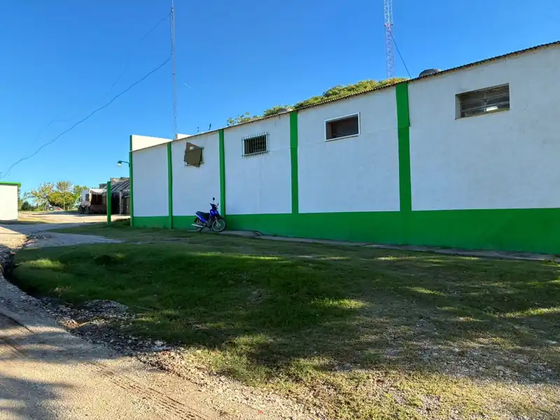 Foto de Gran Remate de Inmueble Salon local comercial