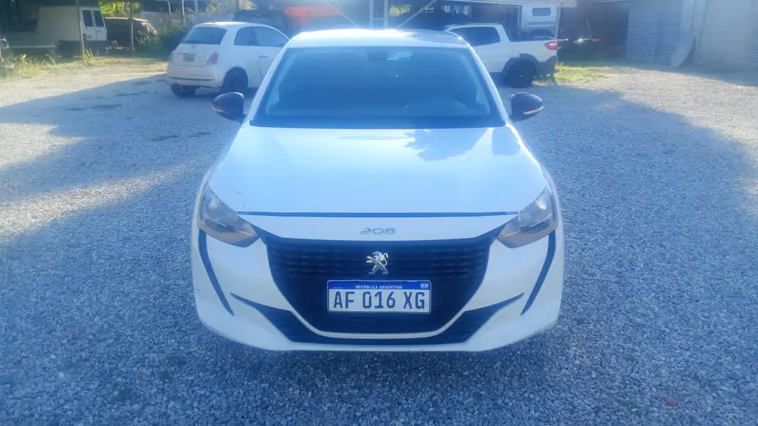 Foto de PEUGEOT 208 LIKE 1.2L - Año 2021