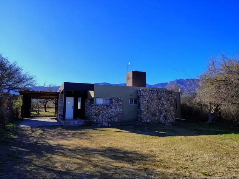 Portada de CASA EN LAS RABONAS