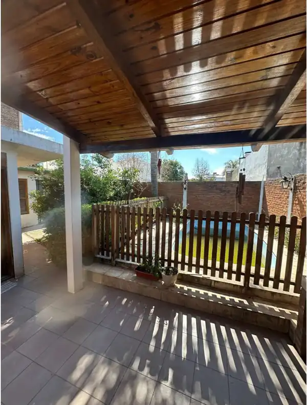 Foto de CASA FAMILIAR EN NOGOYA