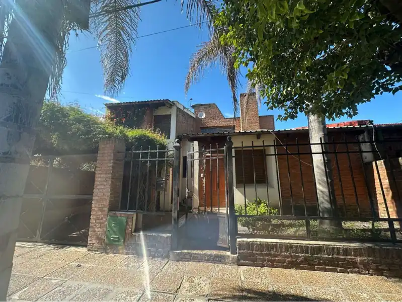 Foto de CASA FAMILIAR EN NOGOYA