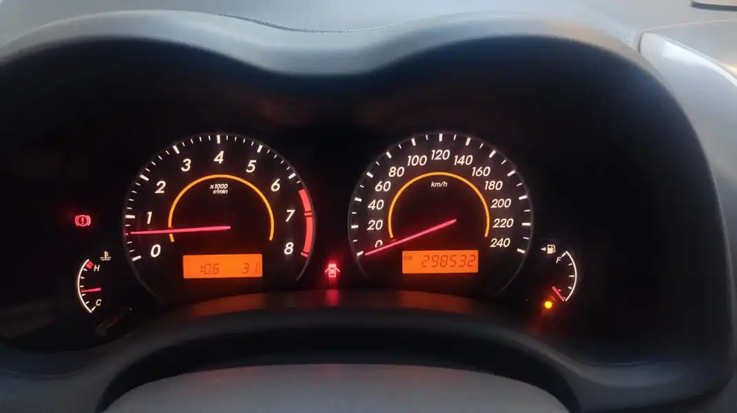 Foto de TOYOTA COROLLA 2009 C/ GNC