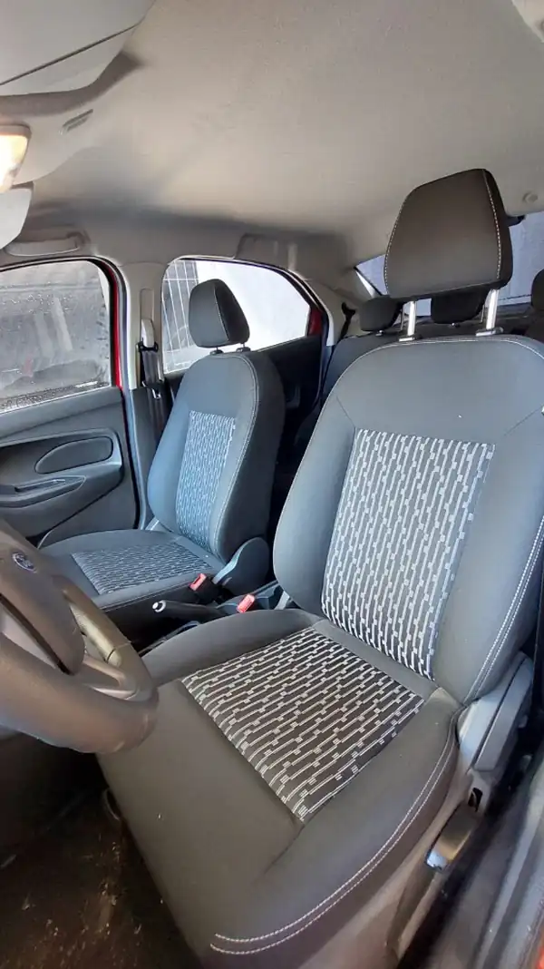 Foto de KA SEDAN 2019 569 KM