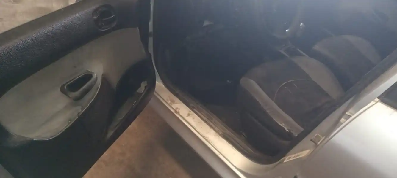 Foto de Peugeot EX 206- con "GNC"