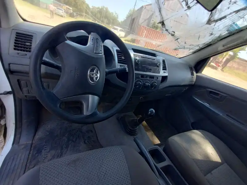 Foto de Toyota Hilux 2015 4x2