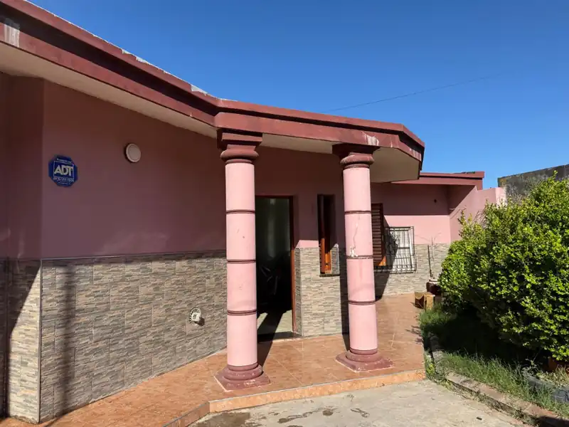 Foto de GALPONES-CASA HABITACION