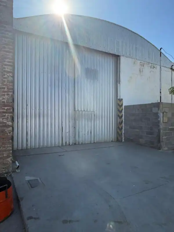 Portada de GALPONES-CASA HABITACION