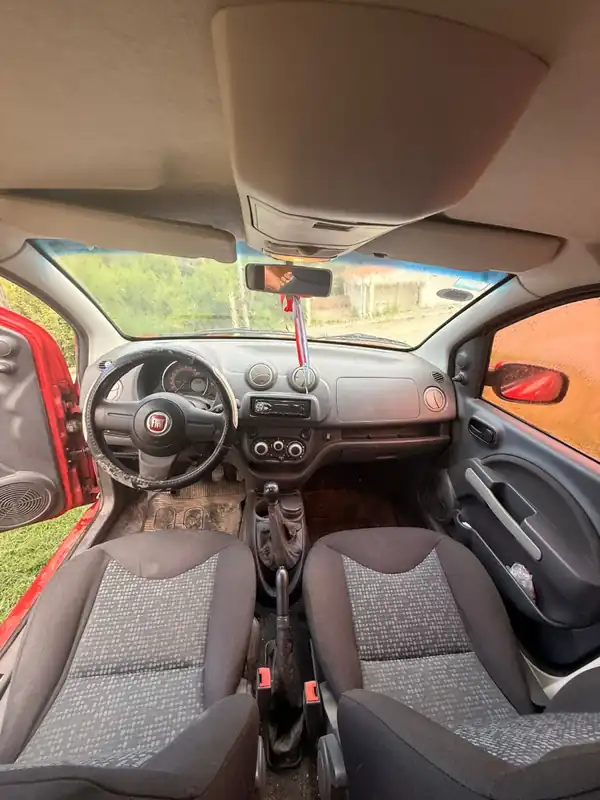 Foto de FIAT UNO 5P - 2012