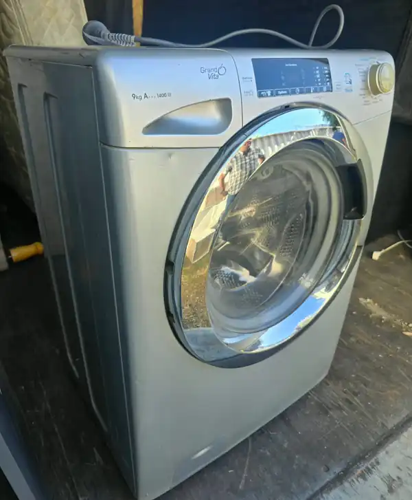 Foto de LAVARROPAS GRAND VITA