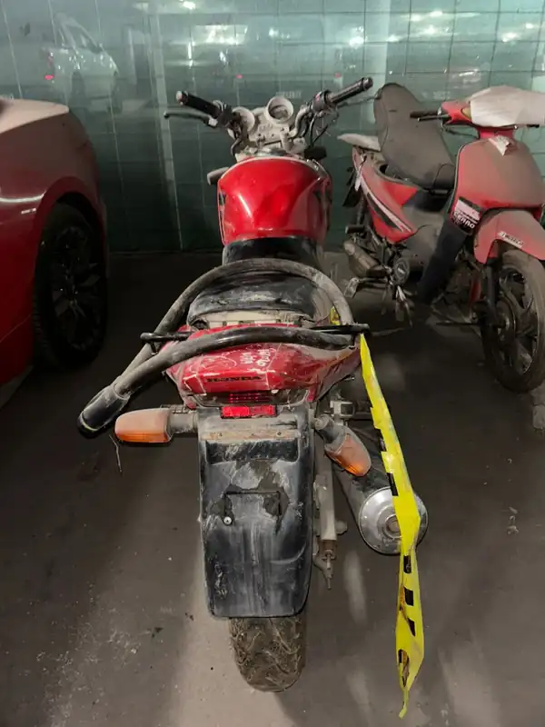 Foto de HONDA TWISTER