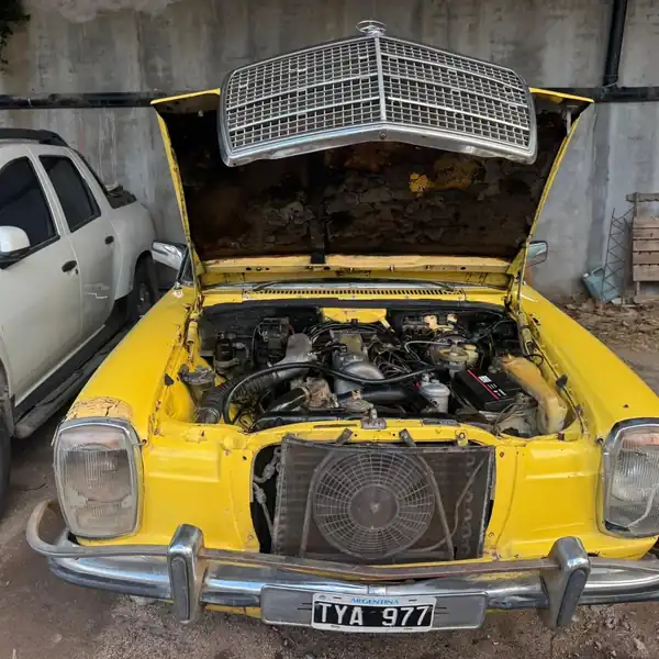 Foto de Mercedes Benz Modelo 240D