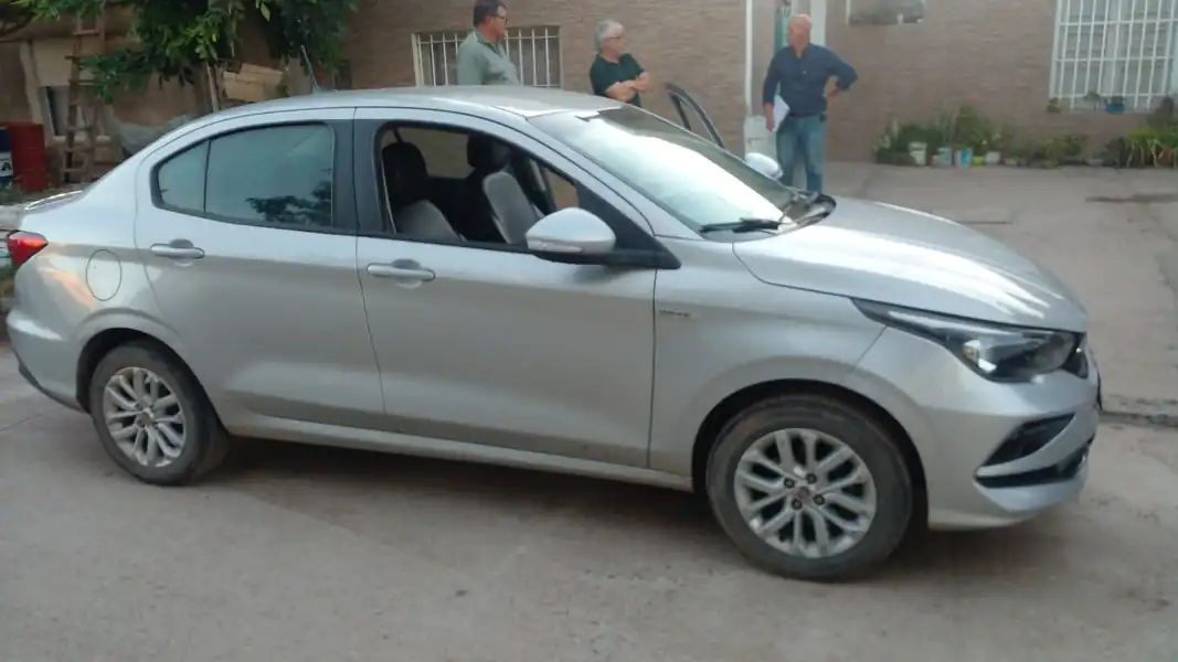Foto de CRONOS DRIVE 1.3 MT 2019
