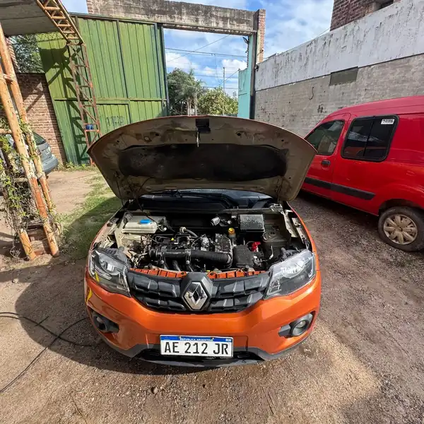 Foto de KWID INTENS 1.0 AÑO 2020