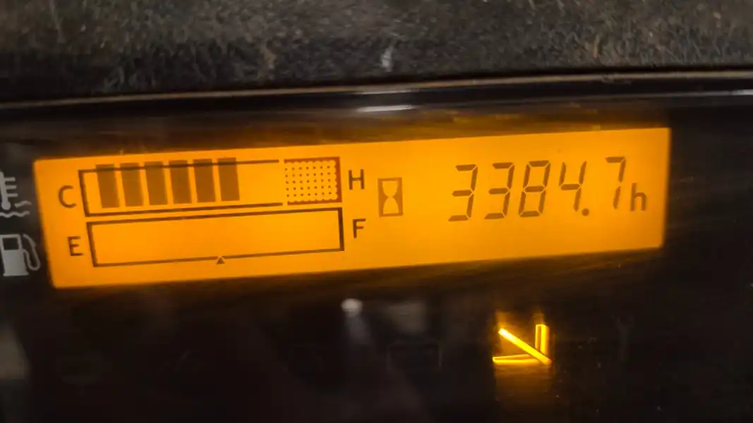 Foto de AUTO ELEVADOR TOYOTA DIESEL 2022