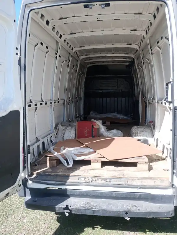 Foto de IVECO DAILY 55-170 FURGON - AÑO 2022