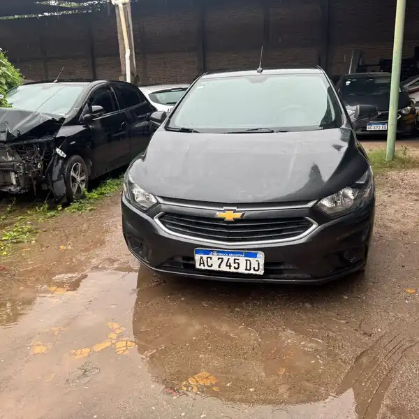 Foto de ONIX JOY 1.4 N LT AÑO 2.018