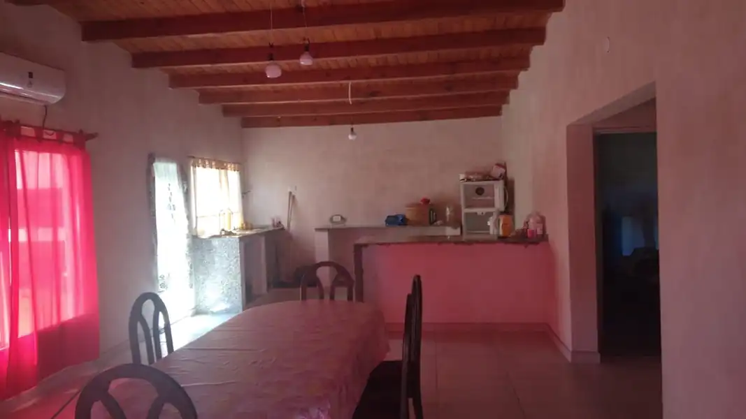 Foto de GRAL. ROCA. -DERECHOS Y ACCIONES S/LOTE CONSTRUIDO