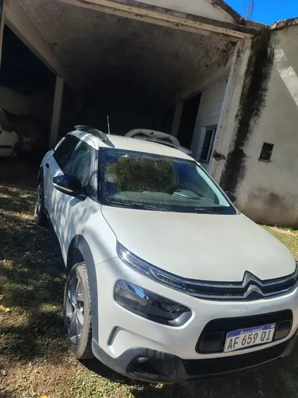 Foto de CITROEN C4 CACTUS VTI 115 EAT6 FELL 2022