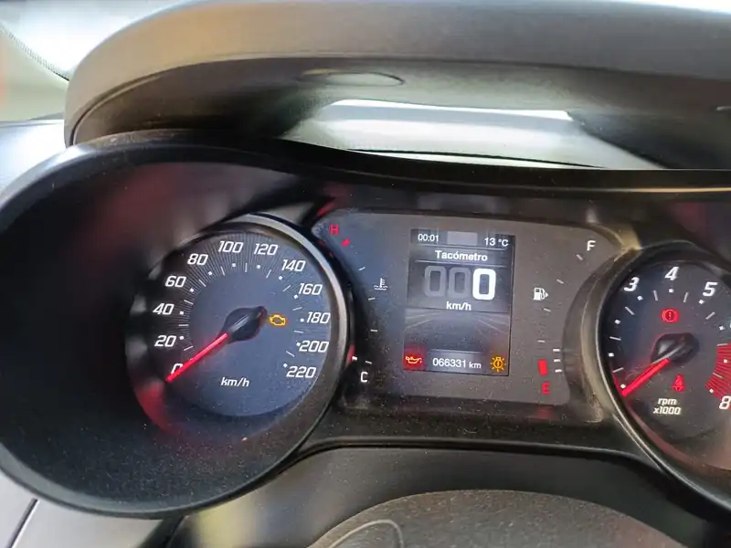 Foto de CRONOS DRIVE 1.3 MT 2019