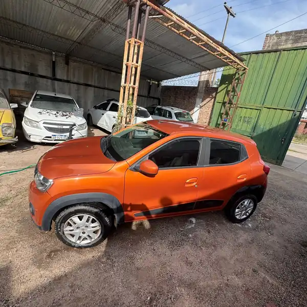 Foto de KWID INTENS 1.0 AÑO 2020