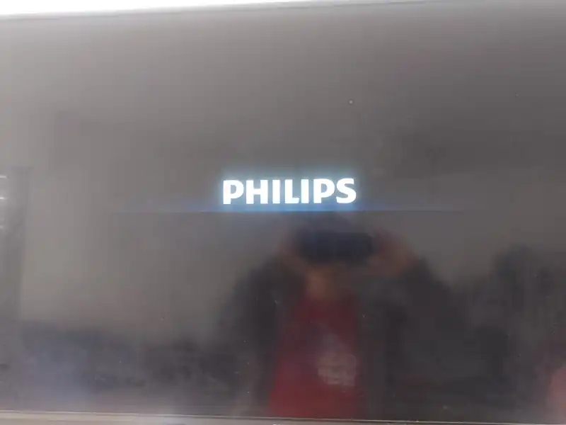 Foto de TV LED "PHILIPS" 39"