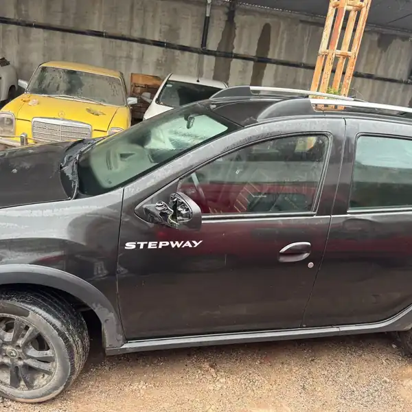 Foto de SANDERO PH2 STEPWAY INTENS 1.6