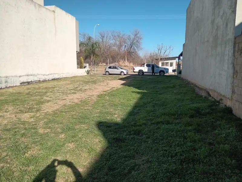 Foto de OPORTUNIDAD UNICA  LOTE BALDIO EN COUNTRY 360MTS/2