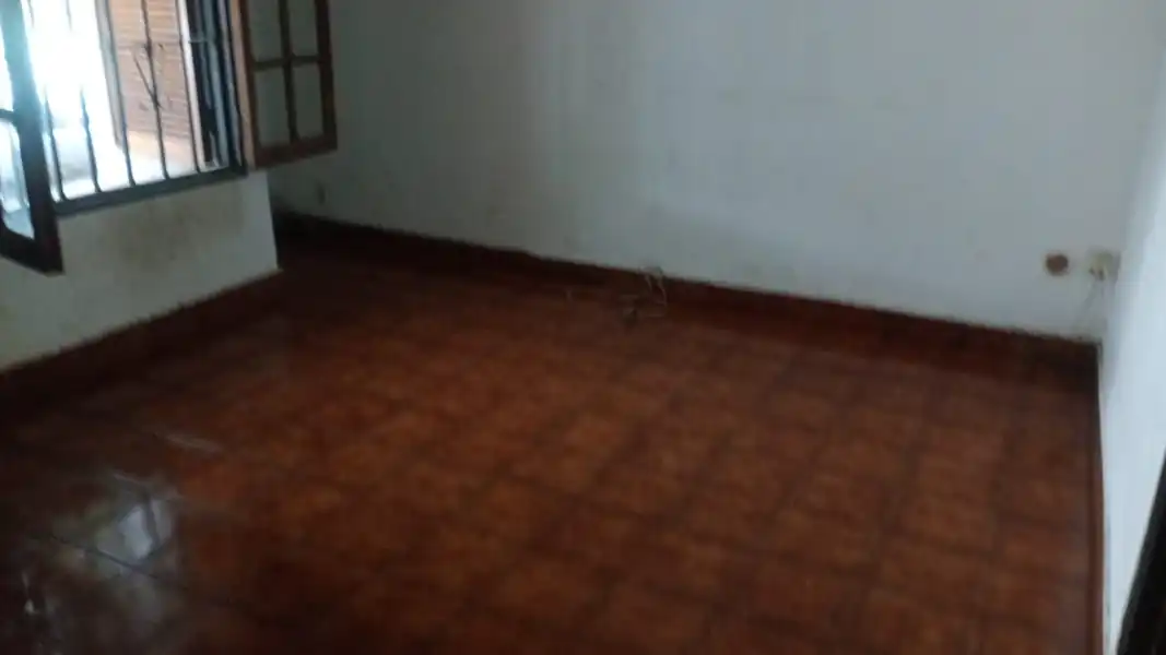 Foto de CASA 3 DORM. GARAGE PATIO + DEPTO - DESOCUPADA