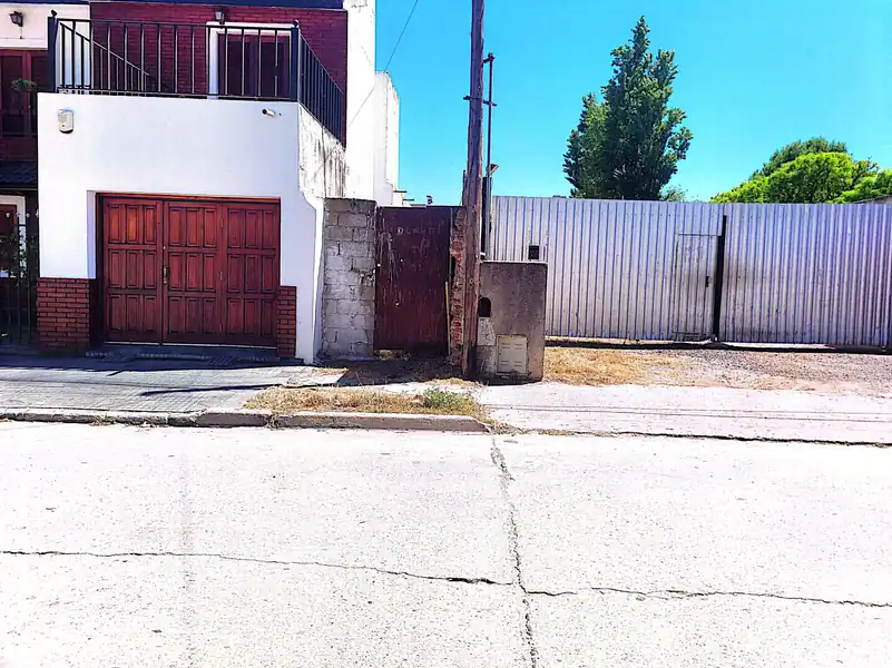 Foto de EXCELENTE LOTE EN RIO CUARTO 299m2