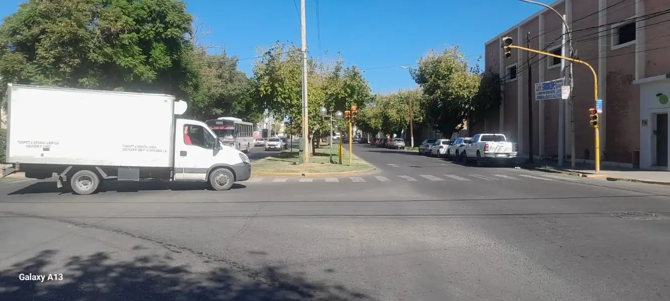 Foto de Subasta de derechos y acciones 1/3 parte del 50%