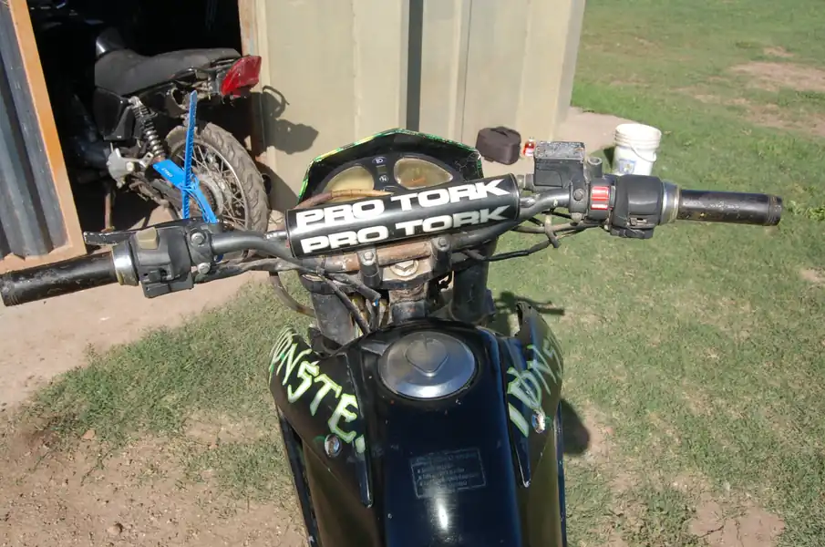 Foto de MOTOMEL MOTARD 200