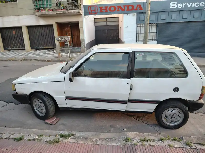 Portada de FIAT UNO SCV/SCR 3 PUERTAS AÑO 1994