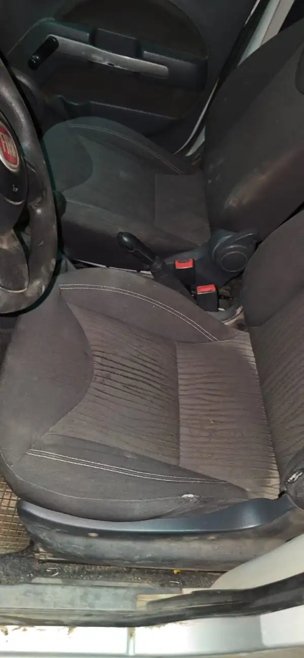 Foto de FIAT UNO WAY 1.4 8V año 2011