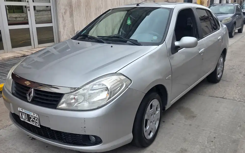 Foto de RENAULT SYMBOL 1.6 16V 2012