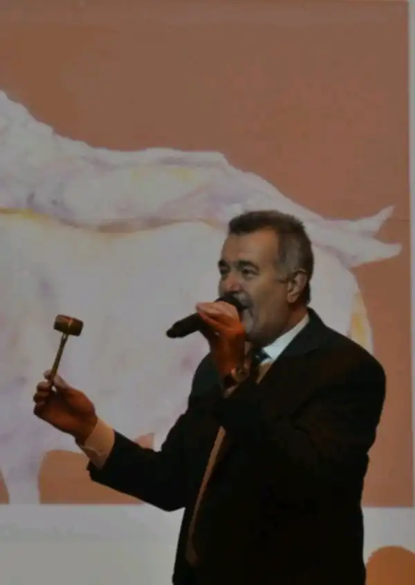 Foto de perfil de ANGEL  RICARDO DEL RIEGO